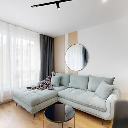 Apartment Candy 3